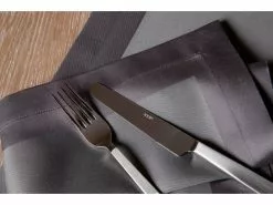 Blitzangebot 🎁 Joop! Stoffserviette Signature - 50x50 cm in grau 🧨 -Essen & Trinken Store 24956114 joop dgt signature serviette 4015210563661 d3